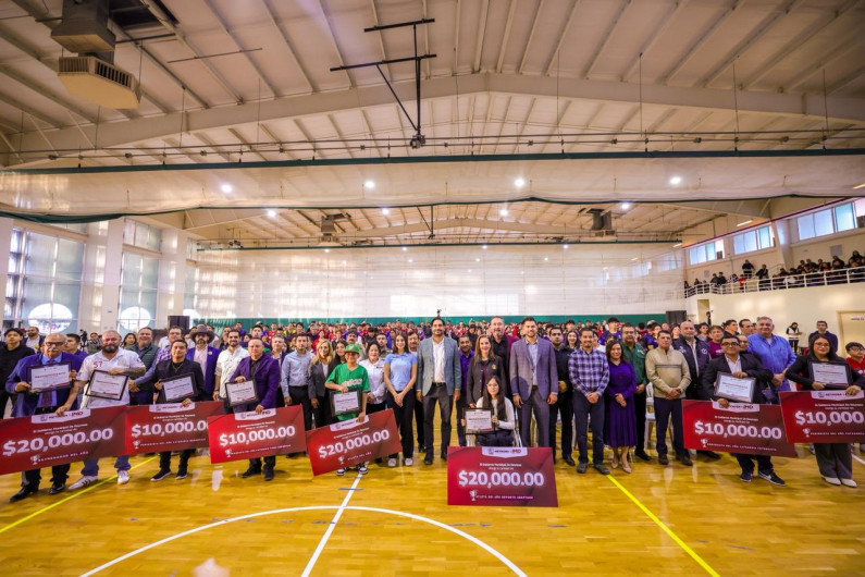 Honra Gobierno de Carlos Peña Ortiz atletas reynosenses con el Premio Municipal del Deporte