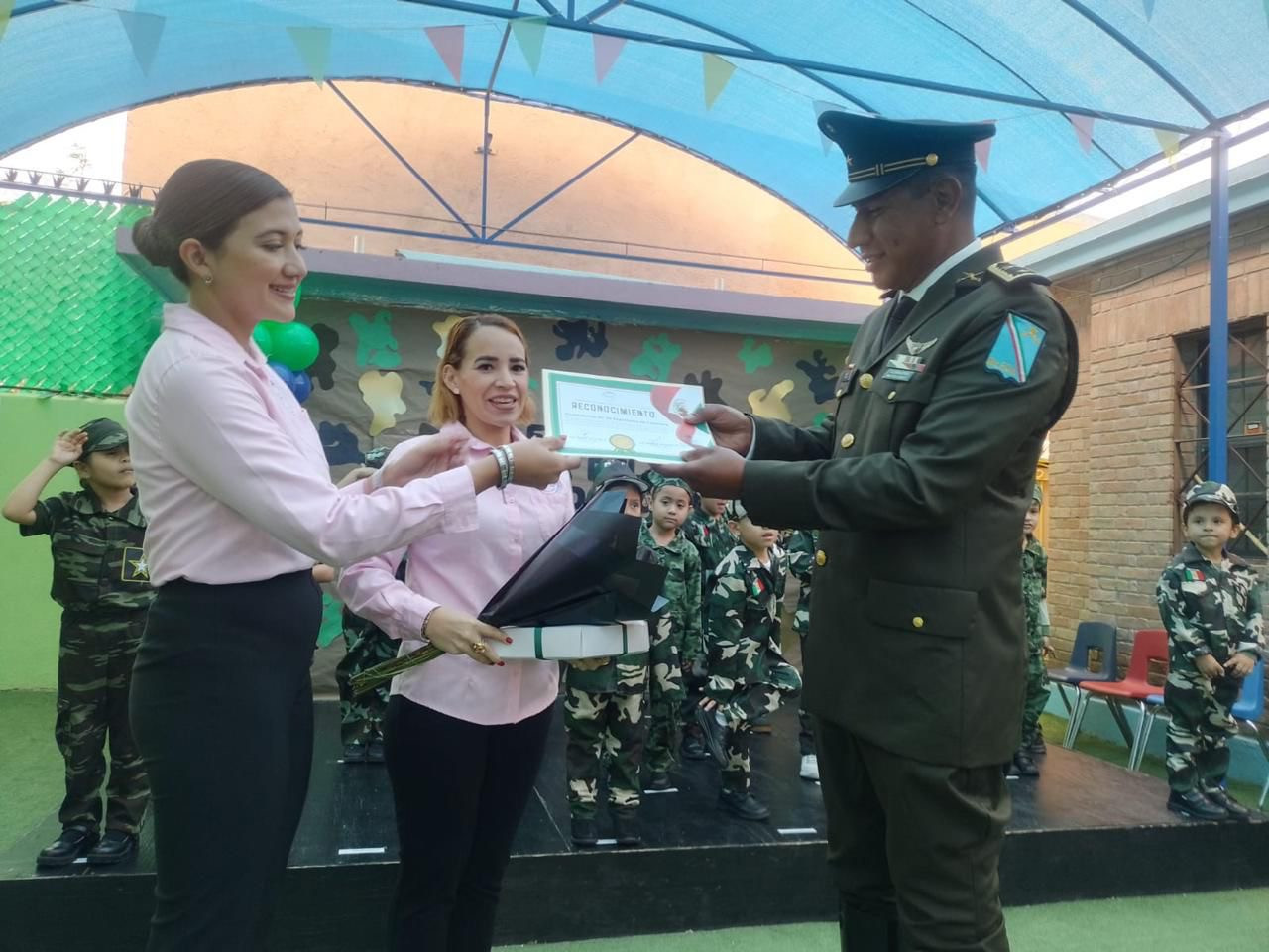 El 29/o. Regimiento de Caballería celebra el Día del Ejército con la Niñez
