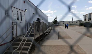 México refuerza apoyo consular a familias detenidas en centro migratorio de Dilley, Texas