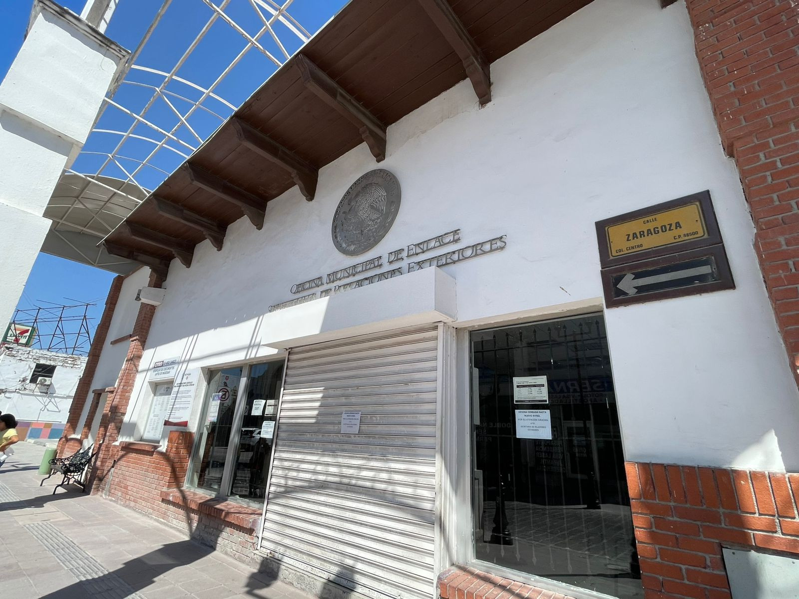 Sin fecha para reabrir oficina de pasaportes tras cierre por inseguridad