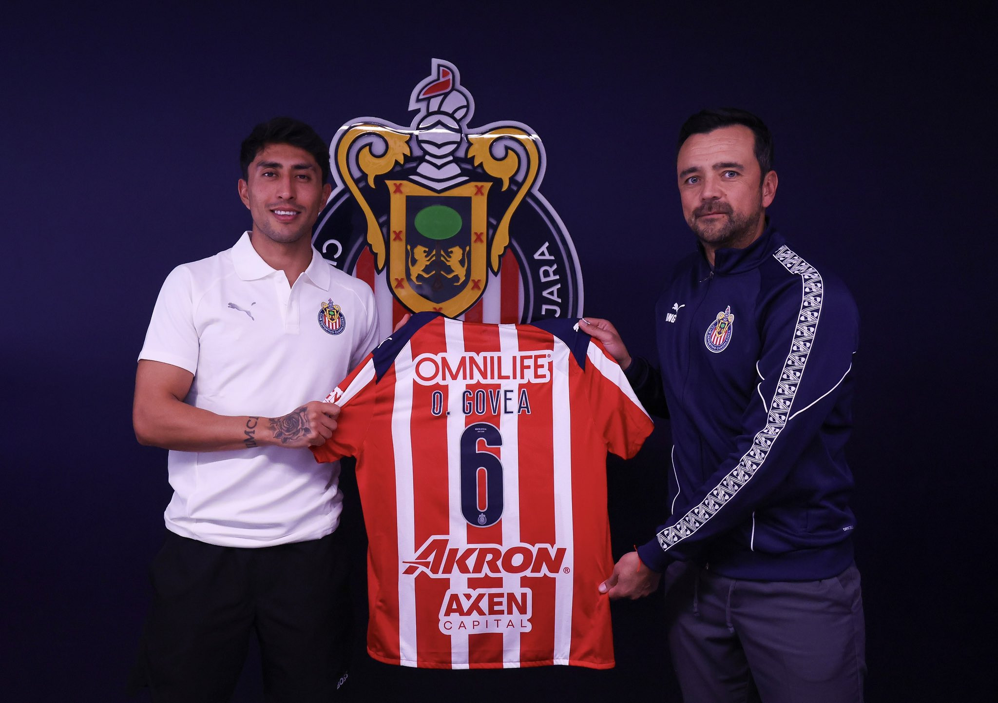 Chivas amarra a Govea, Whalley y Sandoval y refuerza su proyecto a futuro
