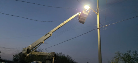 Mejora Gobierno de Carlos Peña Ortiz iluminación en colonias de Reynosa