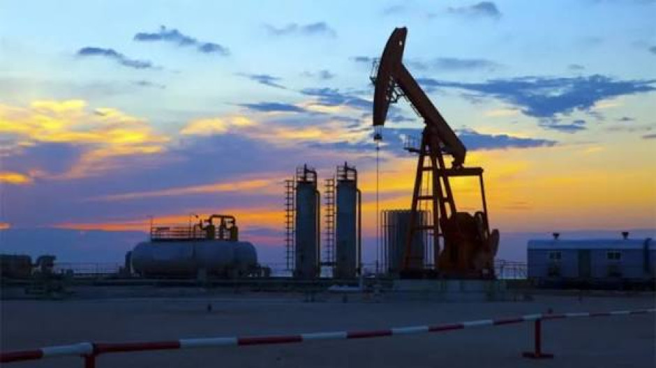 Petróleo de Texas repunta y alcanza los 87 dólares tras plan de la AIE