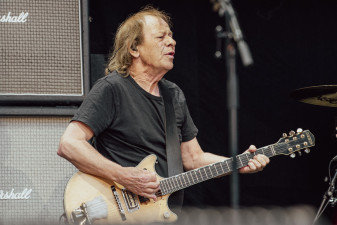 Hospitalizan a Stevie Young en Buenos Aires previo a conciertos de AC/DC