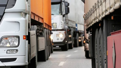 Gobierno anuncia programa de renovación de vehículos pesados