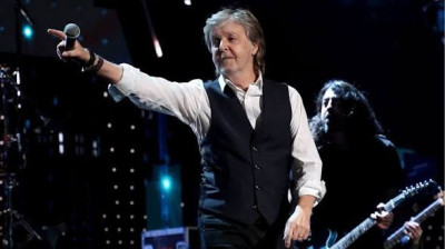 Paul McCartney anuncia nuevo álbum íntimo inspirado en su infancia: “The Boys of Dungeon Lane” llegará en mayo