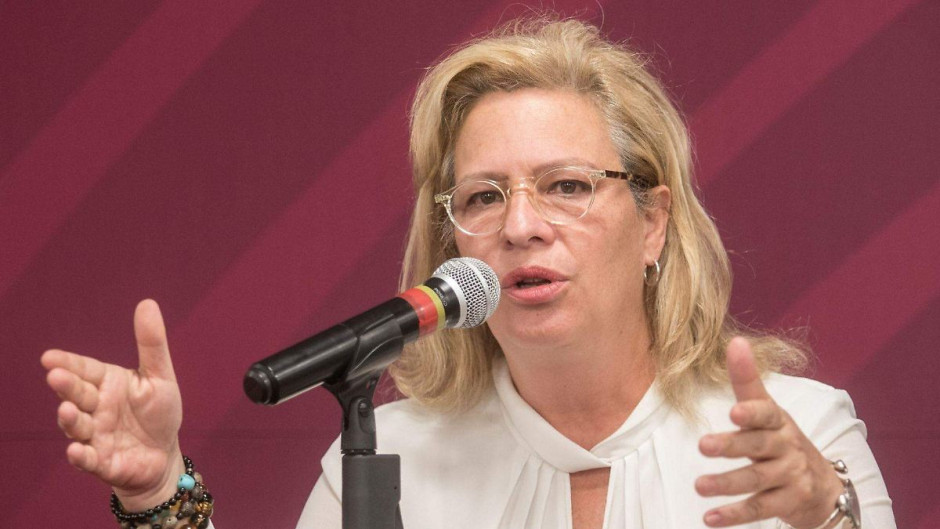 Exembajadora denuncia presunta red de corrupción con “encubrimiento” de la SRE