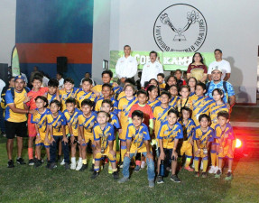 Con gran éxito inaugura Dámaso Anaya el estatal de la Copa Kama’s de fútbol