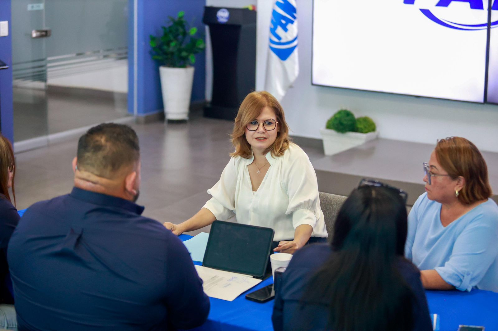 Omeheira López Reyna se registra para buscar la dirigencia estatal del PAN