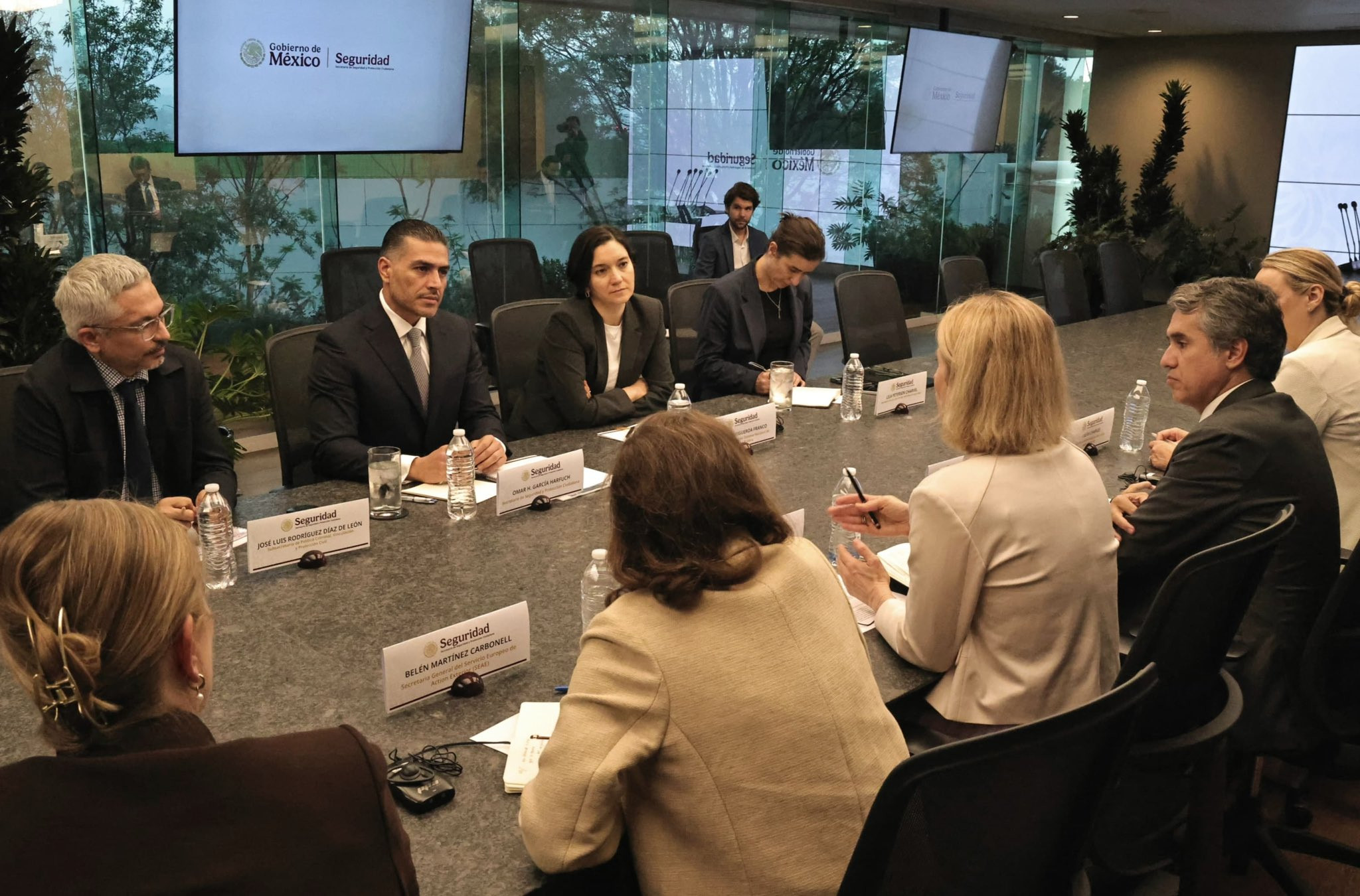Harfuch y Kaja Kallas se reúnen para combatir el crimen transnacional
