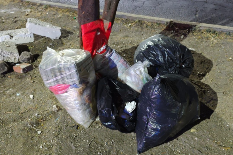 Impulsan sanciones por tirar basura en la vía pública