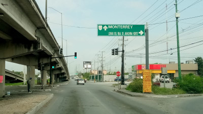 Refuerza Gobierno de Carlos Peña Ortiz señalización y movilidad en Reynosa