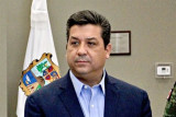 Juez bloquea cuentas a familiares de Cabeza de Vaca; exgobernador acusa persecución política