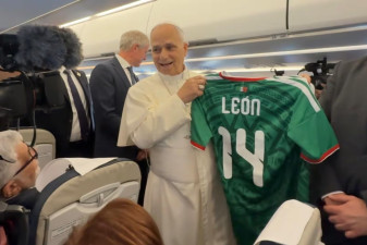 León XIV recibe playera de la Selección Mexicana y envía mensaje rumbo al Mundial 2026