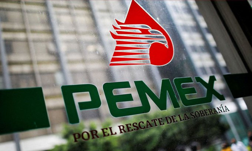 Pemex atiende fuga en ducto de combustóleo en Salina Cruz, Oaxaca