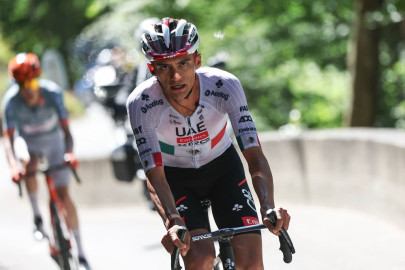 Isaac del Toro se corona campeón del Tour Auvergne-Rhône-Alpes