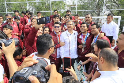 Reconoce Américo a las y los atletas tamaulipecos ganadores en la Olimpiada Nacional e impulsa infraestructura deportiva