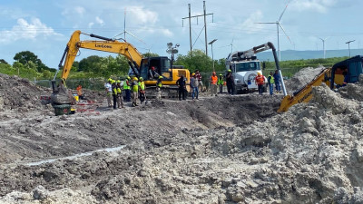 Continúa intensa búsqueda de trabajador tras colapso del Acueducto Guadalupe Victoria; miles enfrentan cortes de agua