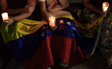 Venezuela eleva a 3 mil 535 los muertos por el doble terremoto