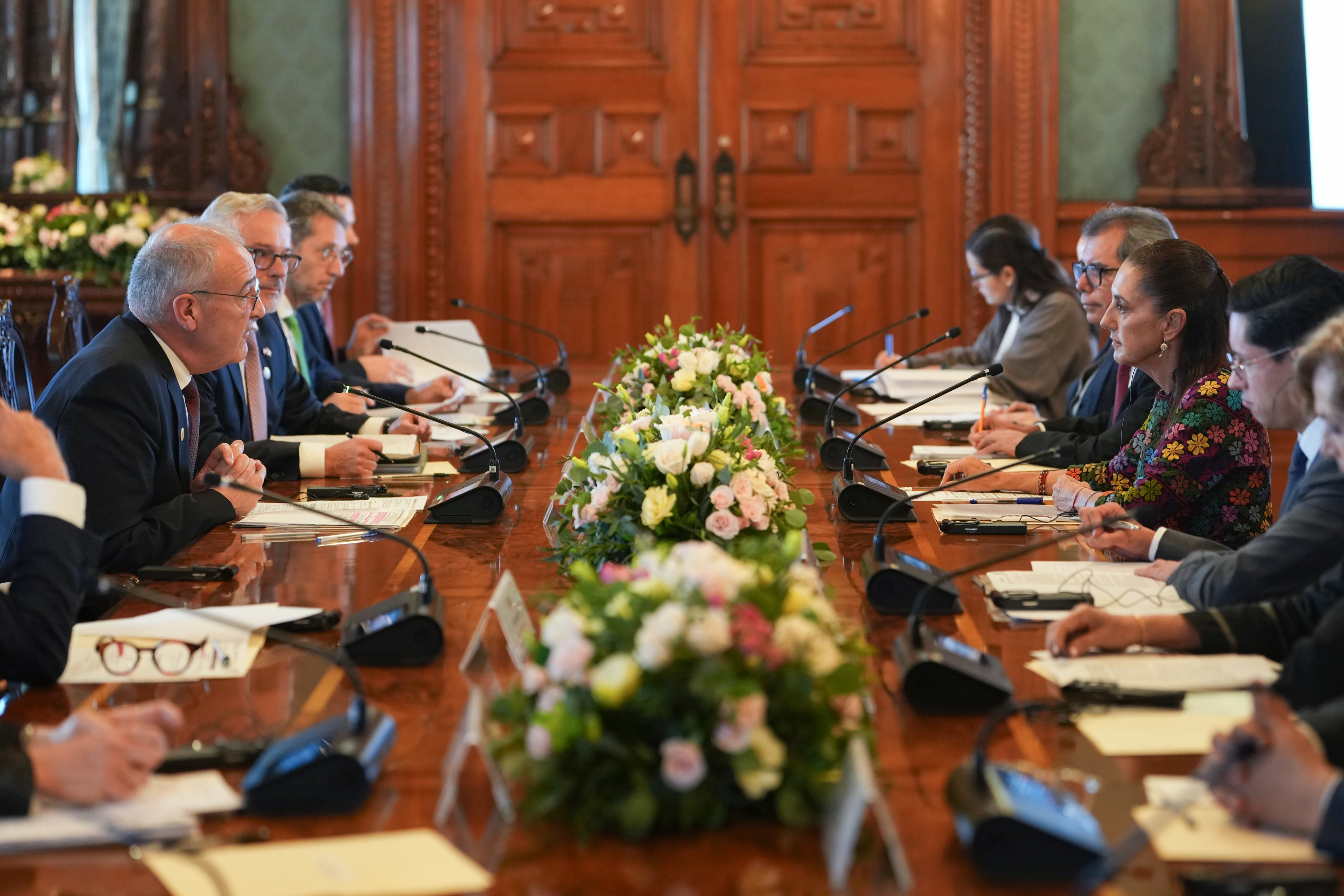 México y Suiza acuerdan fortalecer inversiones y actualizar acuerdo comercial