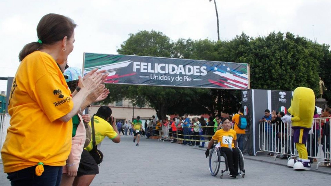 Realizan carrera "Por la Amistad Entre las Naciones Unidos y de Pie"