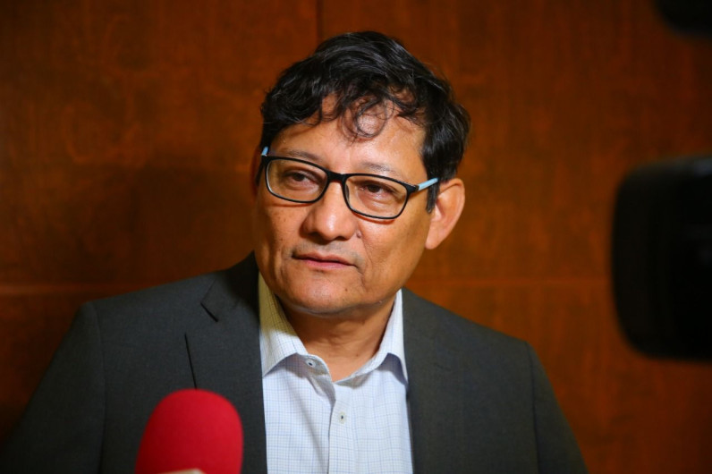 Afirma diputado que son rumores comprobante de vacunación para inscripción escolar 