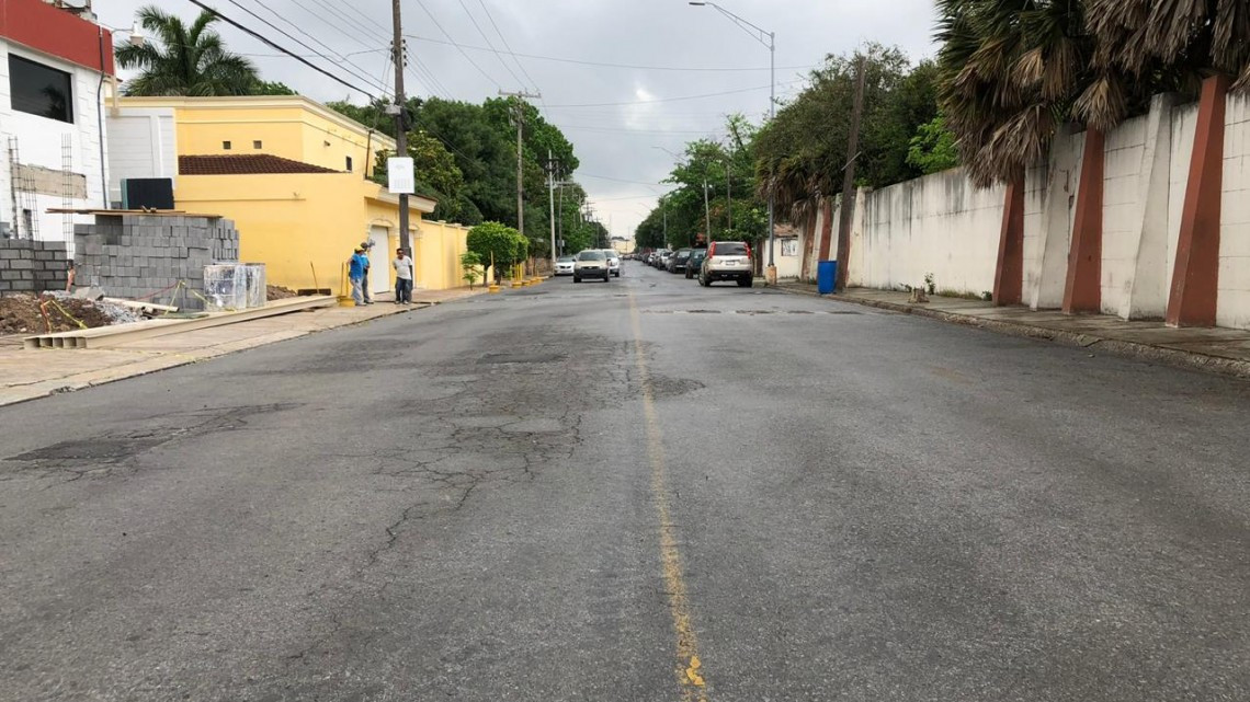 Retiran barricadas de la calle Primera y Azucenas
