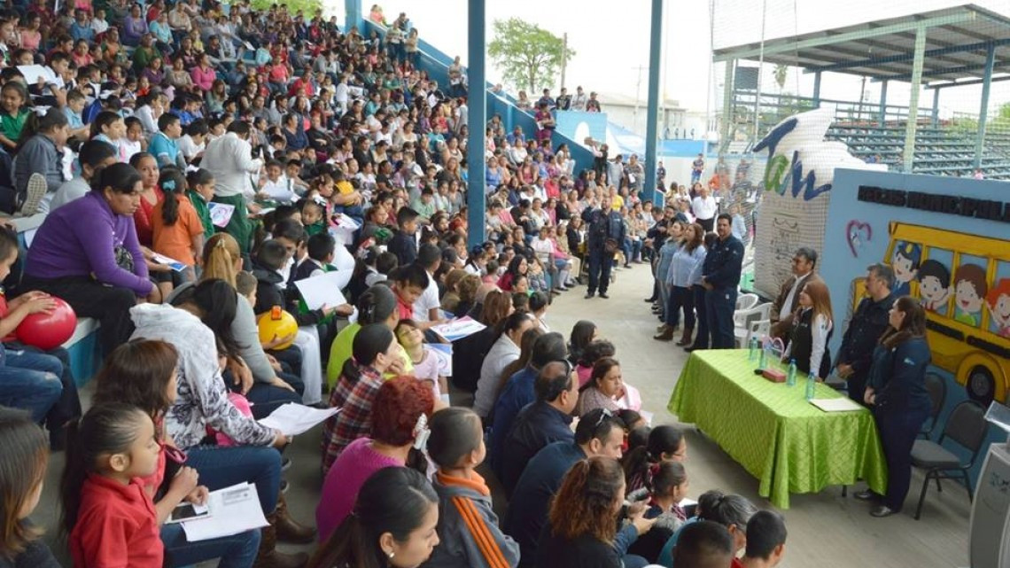 Beneficia a niños y jóvenes con beca "Seguirán Contando Conmigo"