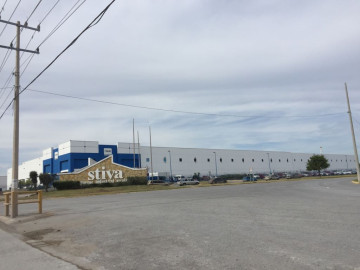 Obreros de 11 maquiladoras negocian contrato colectivo