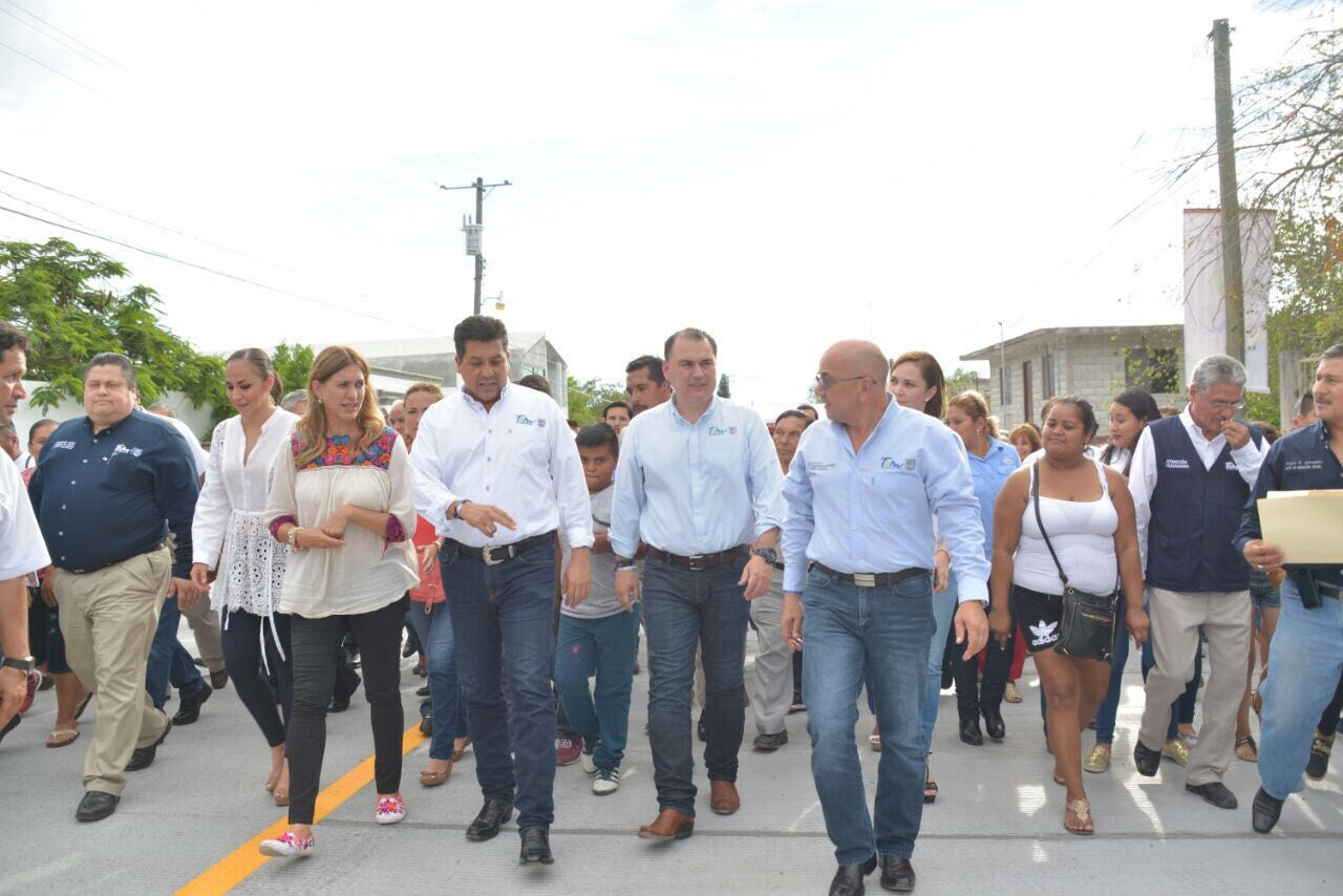 Aprueba Gobernador 380mdp para construir y rehabilitar espacios públicos