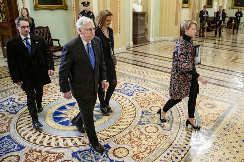 Continúa el ‘impeachment’ a Trump en su cuarto día