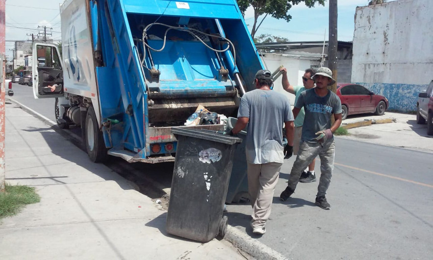 Camiones de recolección atienden Sector Oriente el lunes 15