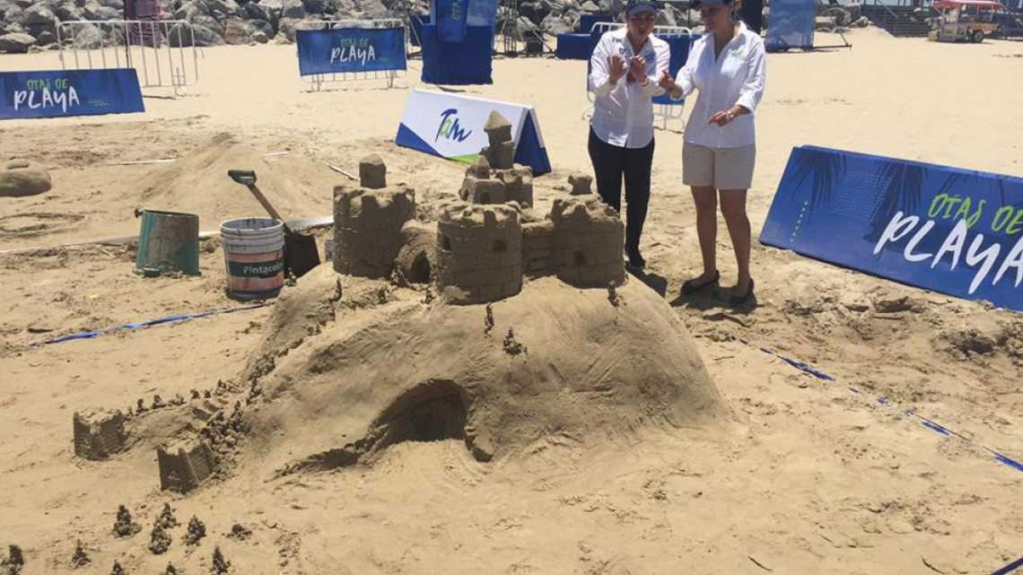 Llevan a cabo Concurso de Castillos de Arena en Playa Miramar