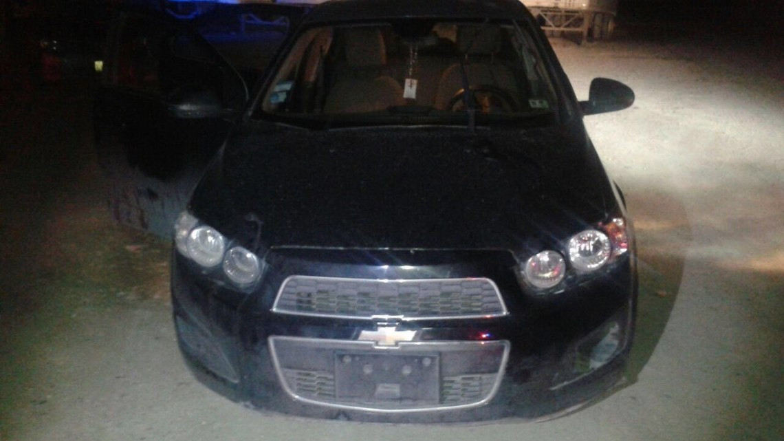 Aseguran arsenal y liberan a 2 personas secuestradas