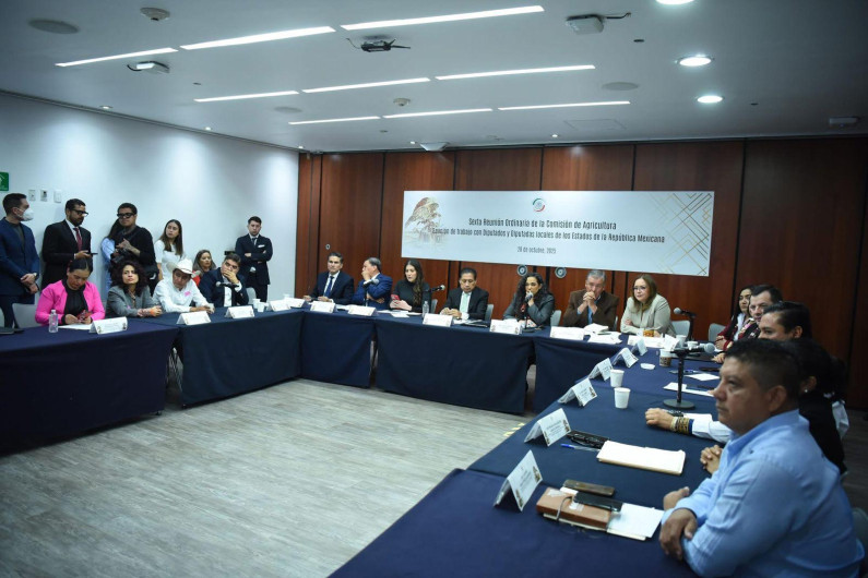 Comisión de agricultura recibe a diputadas y diputados de congresos locales para dialogar sobre las necesidades del campo mexicano
