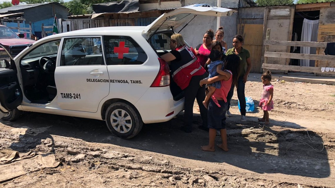 Cruz Roja beneficia a vecinos de la ferrocarril