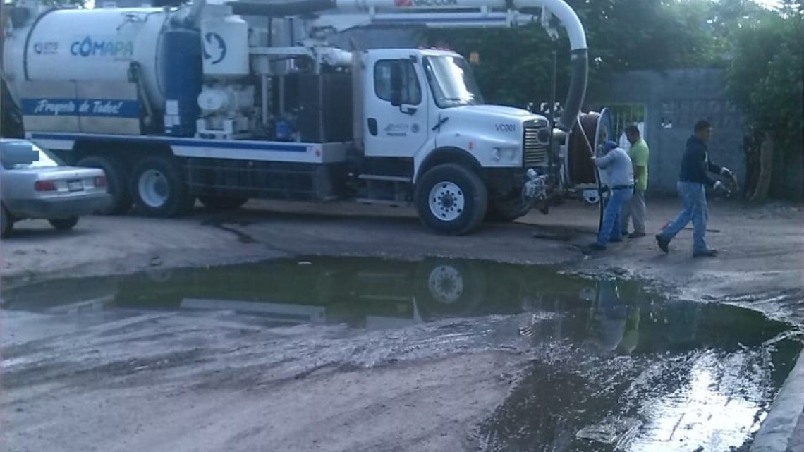 Intensifica COMAPA labores de limpieza y sondeo en líneas de drenaje