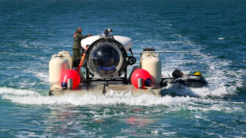 La Guardia Costera de EU busca el submarino que llevaba a turistas a ver el Titanic