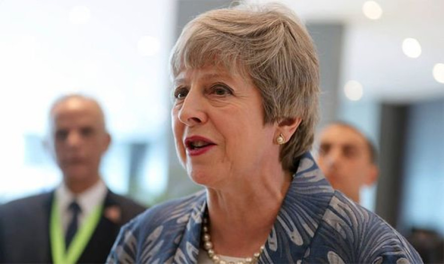 Aplazar ruptura con UE no soluciona problemas del “brexit”: May
