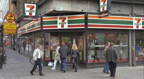 Migrantes son arrestados en tiendas 7-Eleven