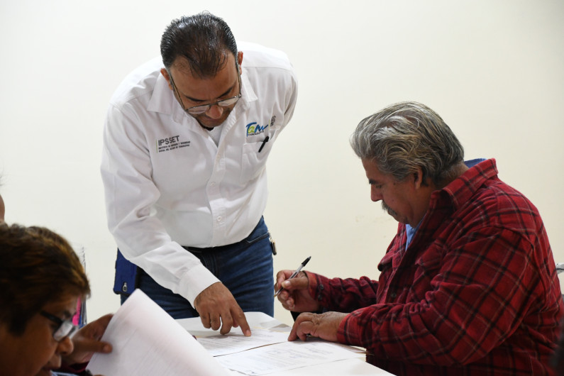 Gobierno de Tamaulipas otorga becas para hijos de jubilados y pensionados