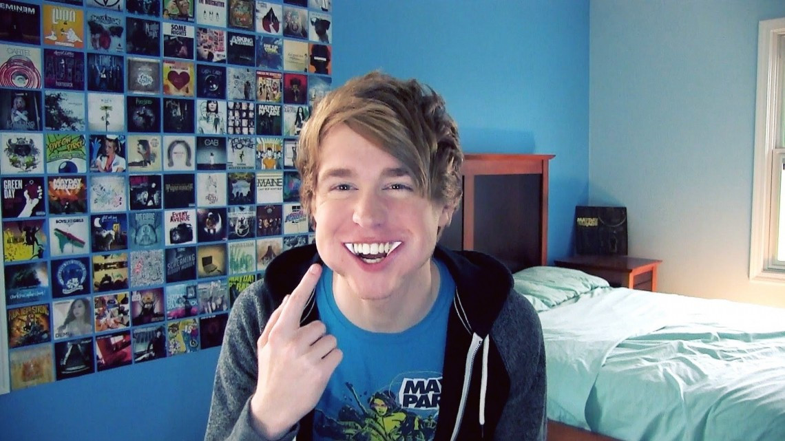 10 años de prisión a exestrella de YouTube por pornografía infantil