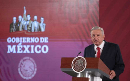 Asegura AMLO que Pemex “no se dio cuenta” de los contratos de su prima
