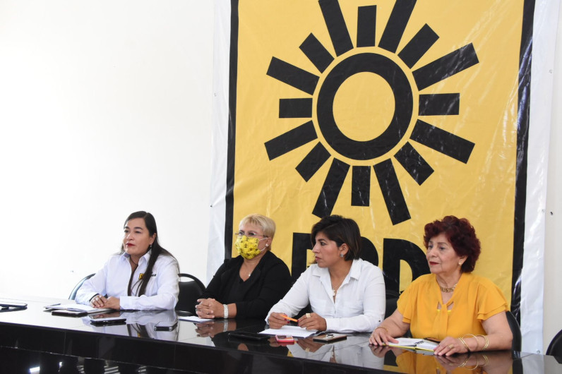 PRD pide desafuero de Úrsula Salazar Mojica