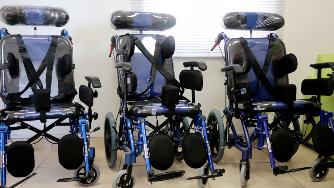 Continúa DIF Madero cumpliendo con las familias de la localidad