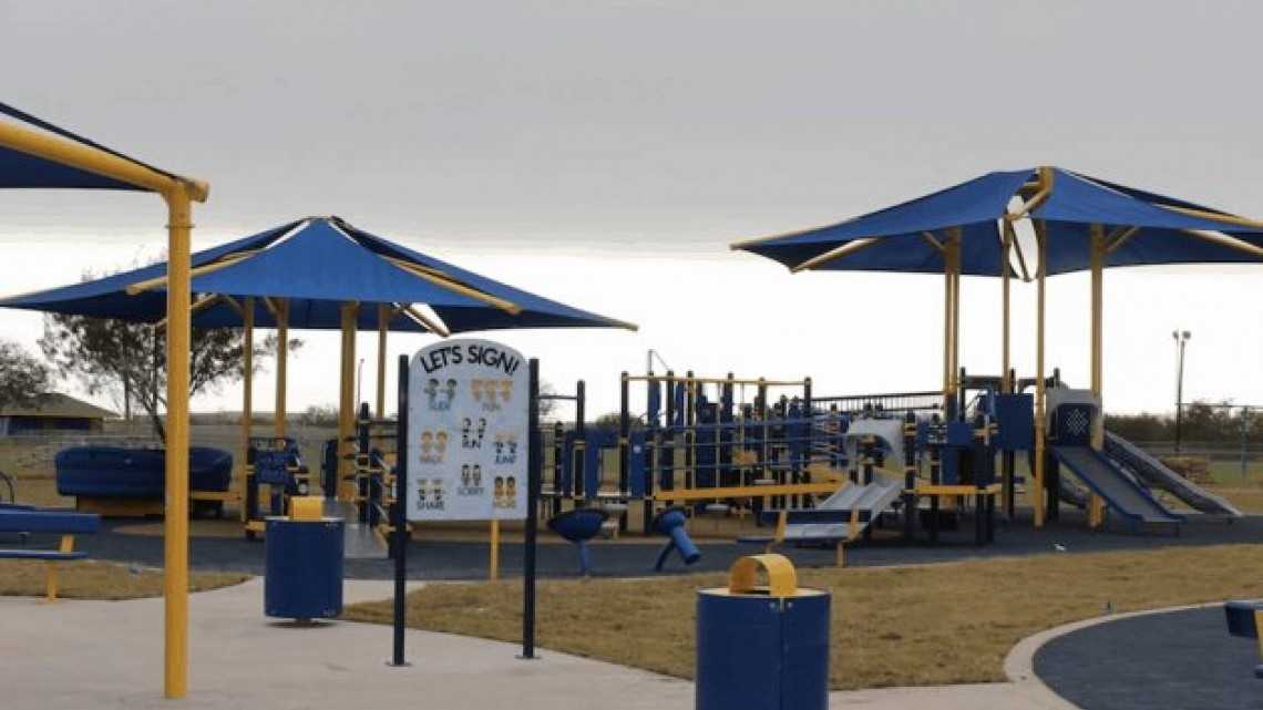 Se inauguró el primer parque inclusivo en el condado Hidalgo