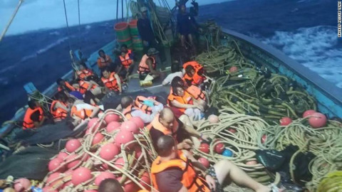 40 muertos y decenas de desaparecidos en choque de barcos en Tailandia