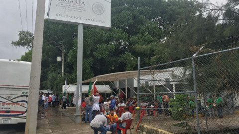 Protestan campesino por incumpliendo de SAGARPA
