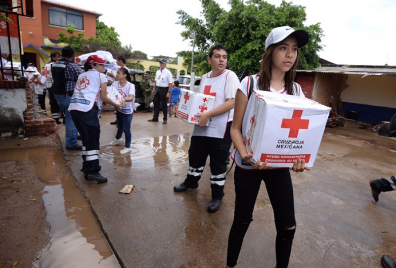 Ayuntamiento de Tampico dona 95 mil pesos a la Cruz Roja