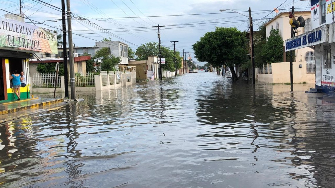 Lluvia inunda zonas bajas de Matamoros 